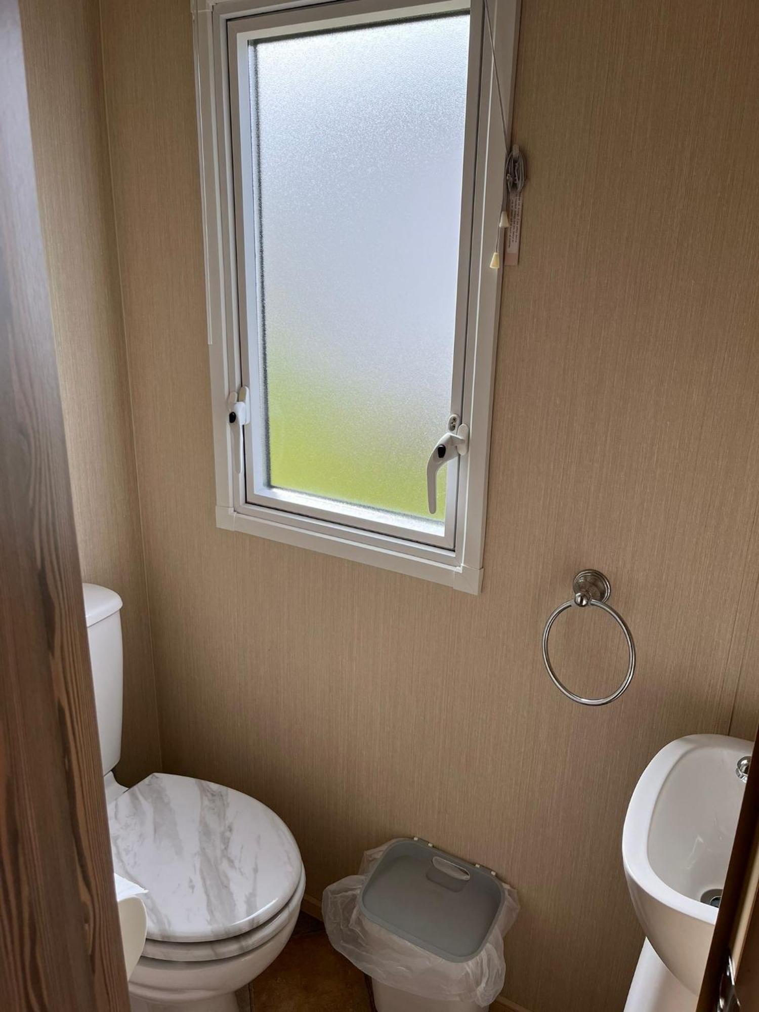 A Fully Equiped Caravan Marton Mere Haven Campsite